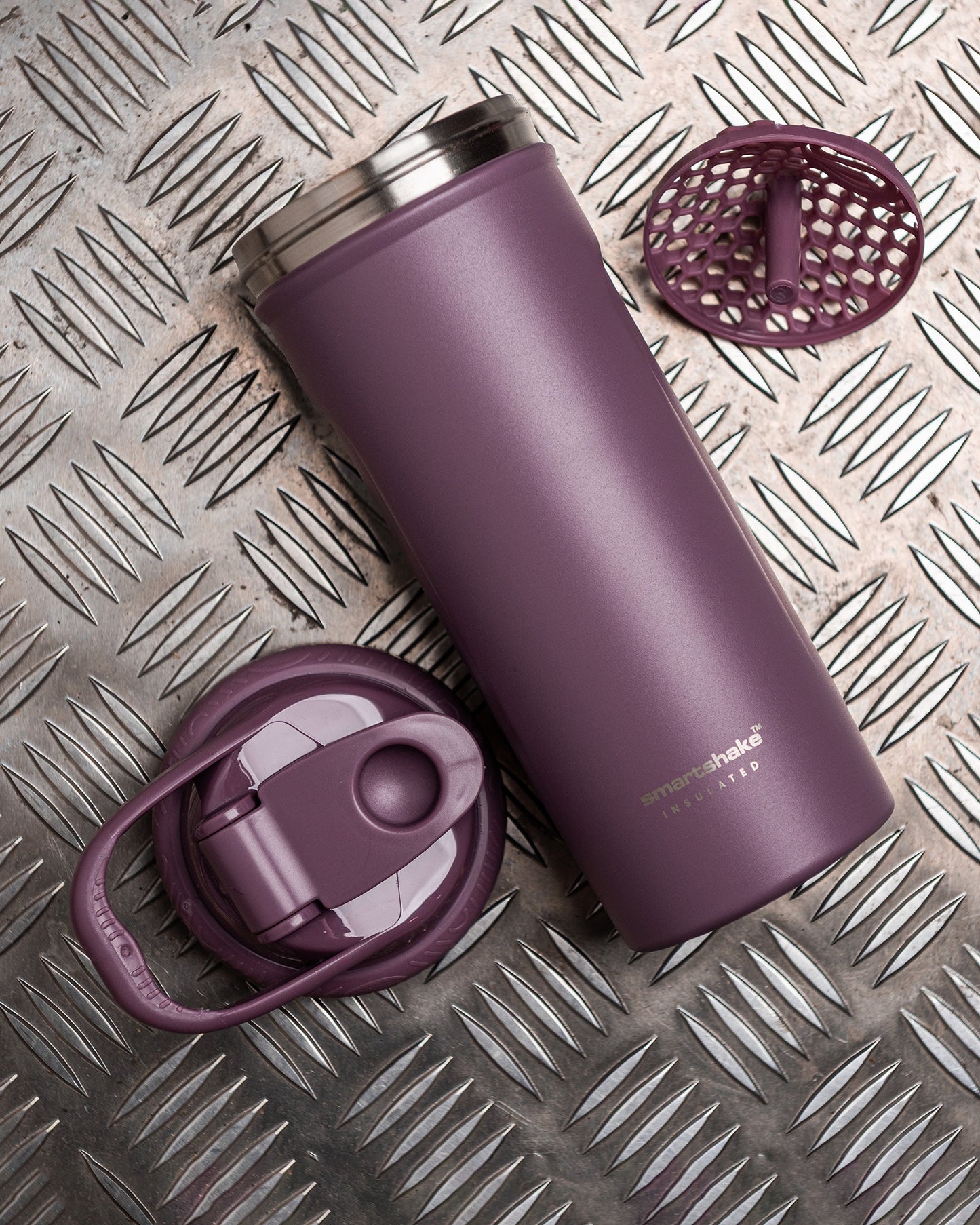 insulated-steel-shaker-dusty-plum-p4 Smartshake_Insulated_Steel_Dusty_Plum_Lifestyle.jpg