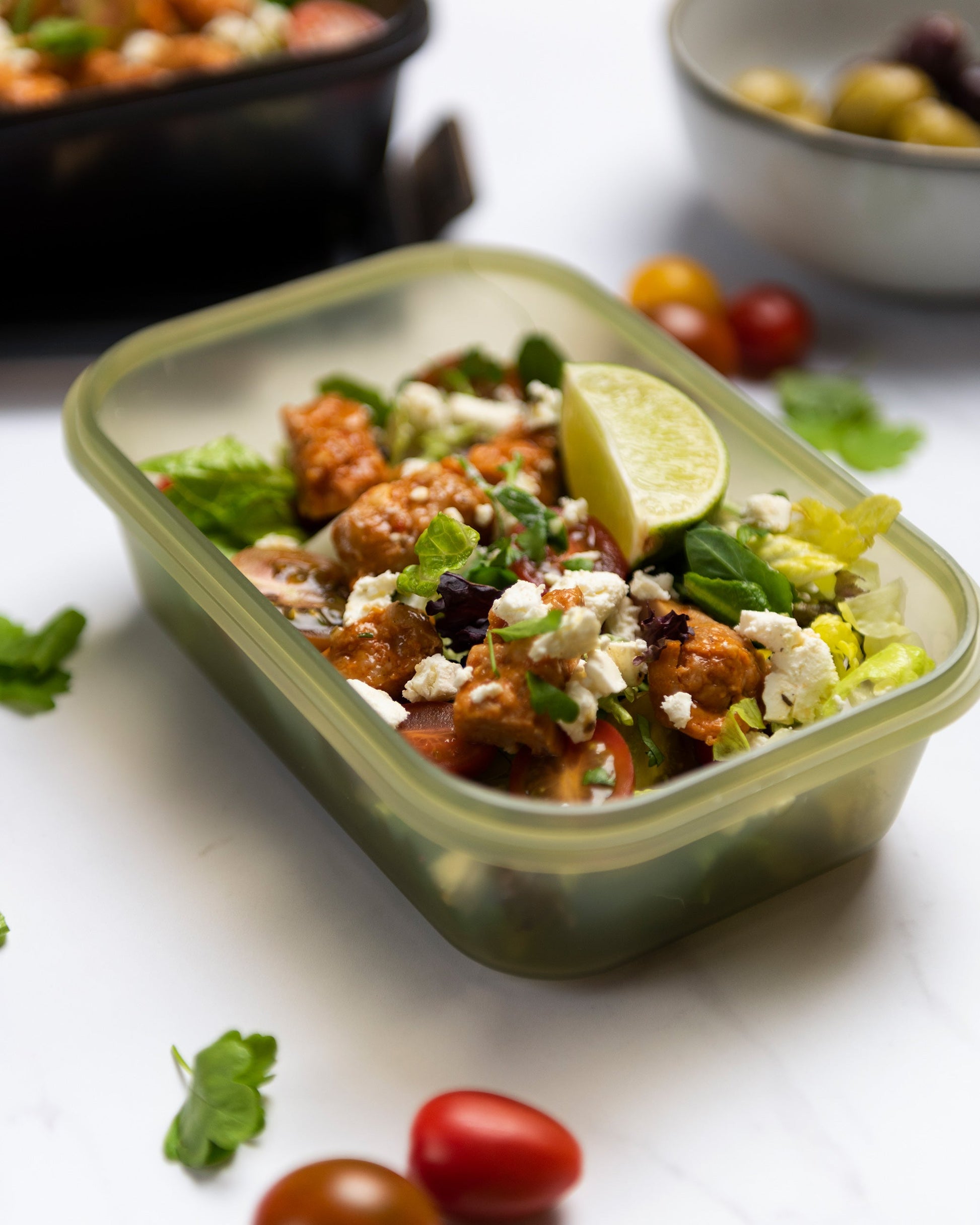 food-storage-container-dusky-green-i4 Smartshake_Food_Storage_Container_Dusky_Green_Lifestyle.jpg