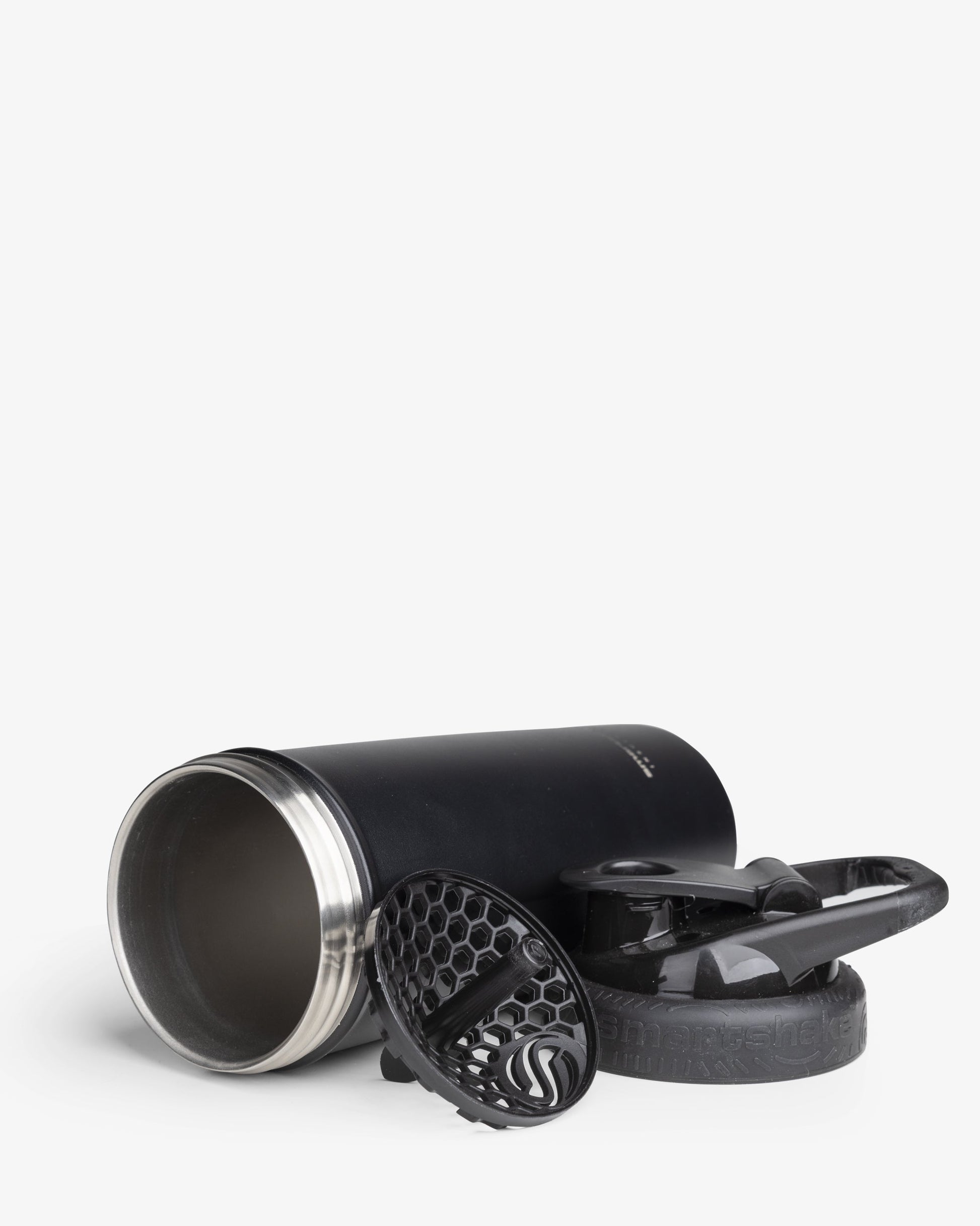 insulated-steel-shaker-black-n3 Smartshake_Insulated_Steel_Black_assambled.jpg